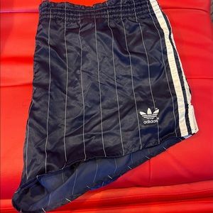Vintage Adidas glanz shorts from Germany
